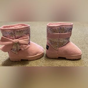 Bebe Girls Size 6 Suede Boots